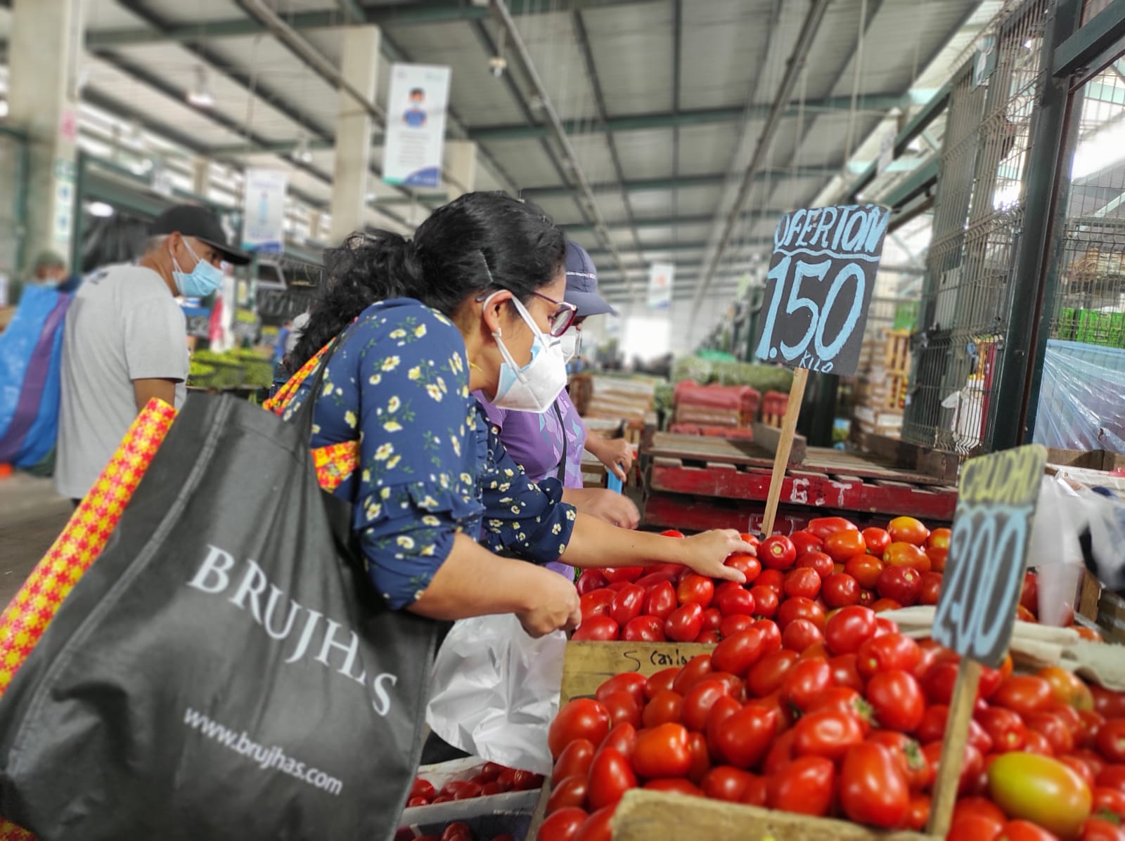 En el 2021 ingresaron 2.4 millones de toneladas de alimentos al Gran Mercado Mayorista de Lima