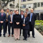Izamiento de bandera: EMMSA honró los símbolos  patrios en la Plaza Perú