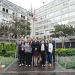 EMMSA realiza izamiento de la bandera en la Plaza Perú