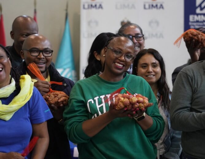 Centro internacional de la papa visita el Gran Mercado Mayorista de Lima