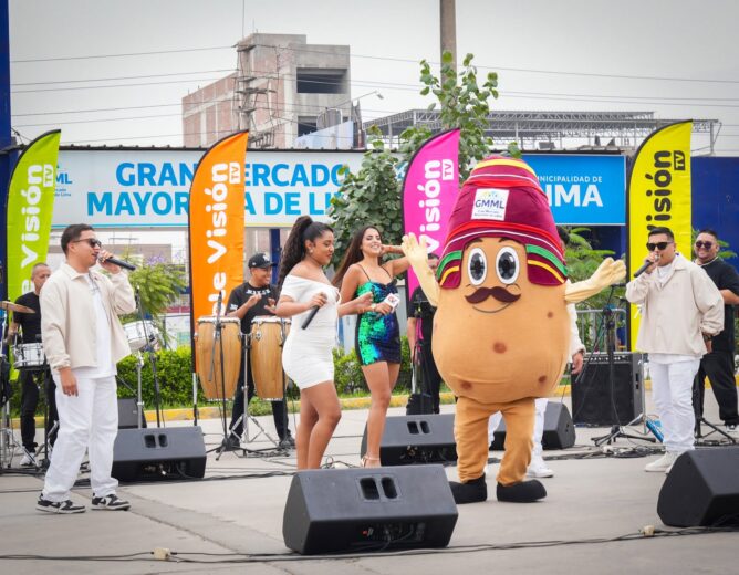 El Gran Mercado Mayorista de Lima se convirtió en un escenario de fiesta y color con la grabación del programa “a ritmo total”