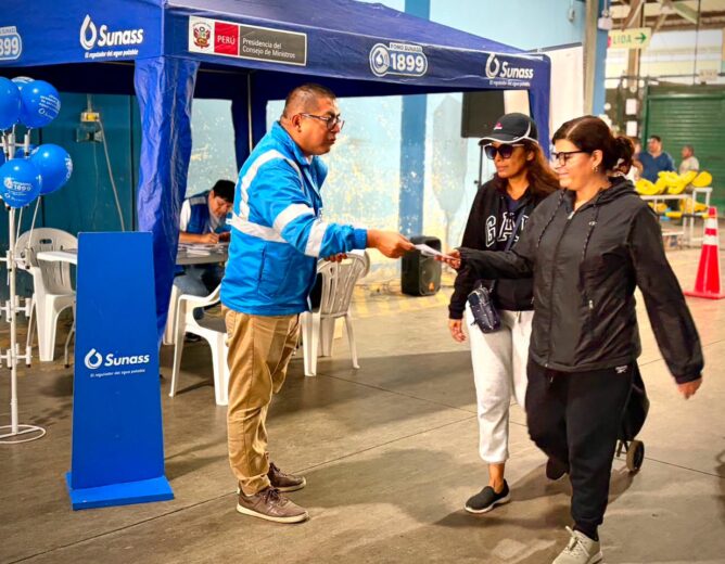 Comerciantes y clientes del Gran Mercado Mayorista de Lima recibieron orientación y atención personalizada de SUNASS Móvil